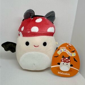 Squishmallows MALCOLM the Red Mushroom Bat 5” HALLOWEEN Exclusive NWT